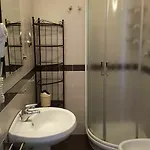 B&B 06
