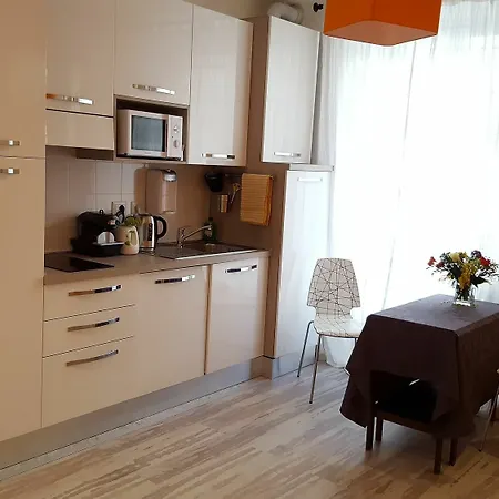 06 Nocleg ze śniadaniem 3*