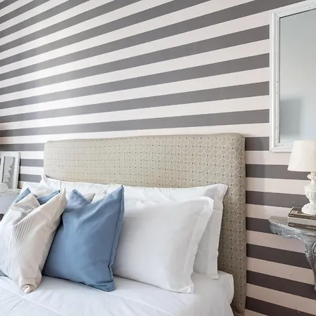 06 Bed & Breakfast 3*